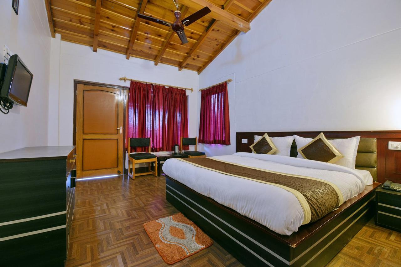 Sapphire Inn Bhīm Tāl Buitenkant foto