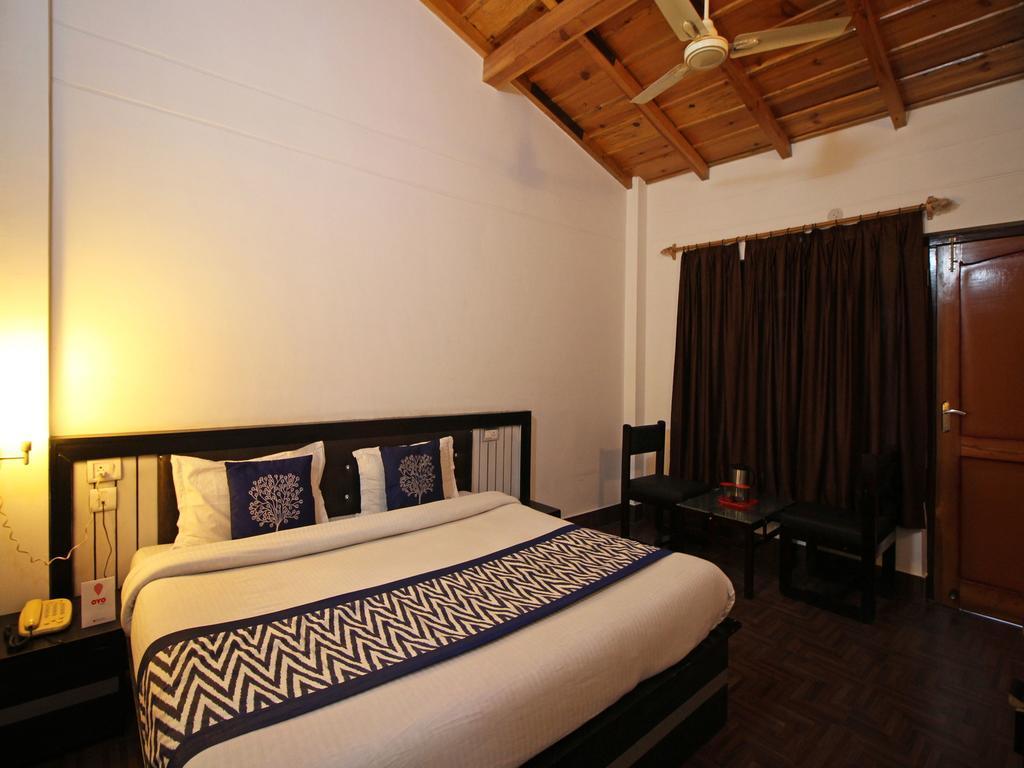 Sapphire Inn Bhīm Tāl Buitenkant foto